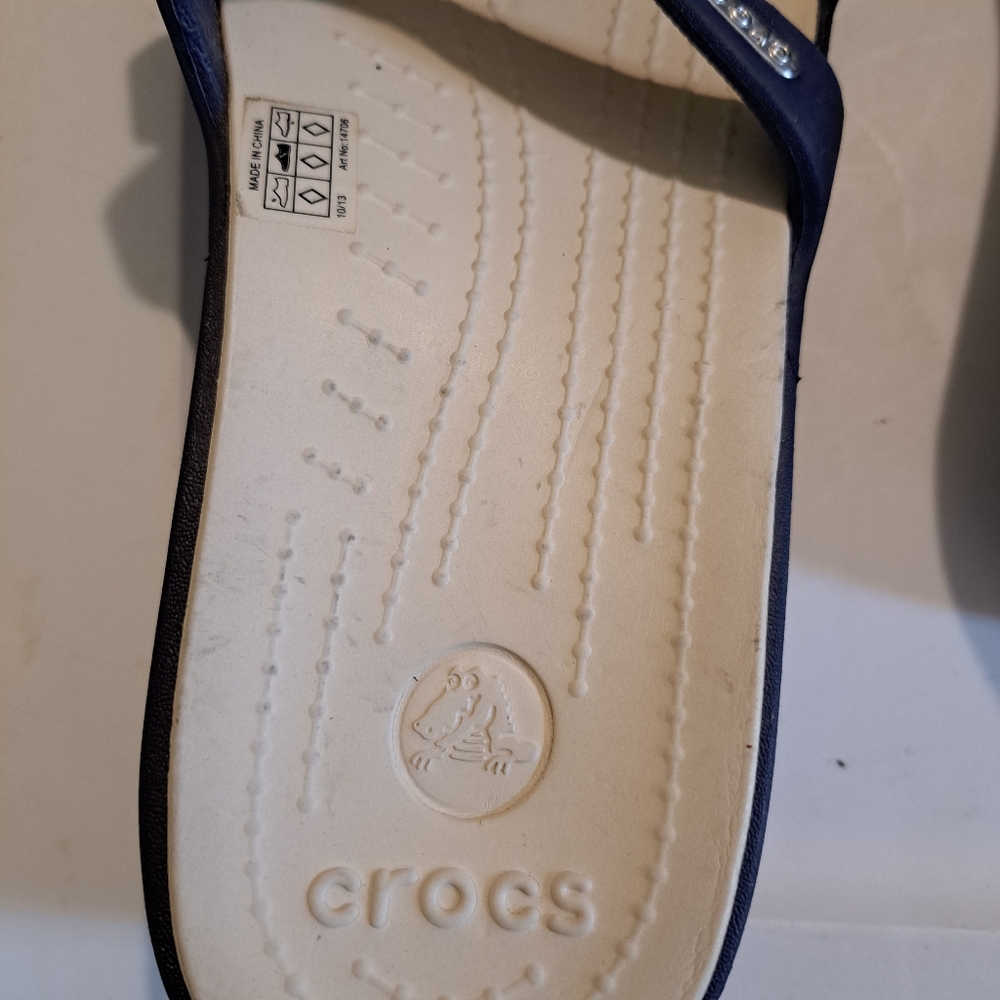 Crocs Rhonda Wedge Sandals Navy Blue Strappy Slide Women's Sz 8/9 - Picture 2 of 8